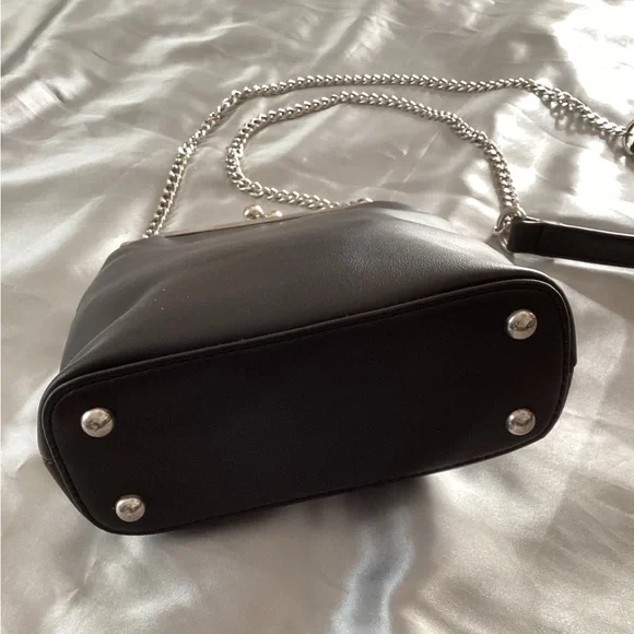 Vintage Inspired BCBGeneration Purse - Picture 3 of 9